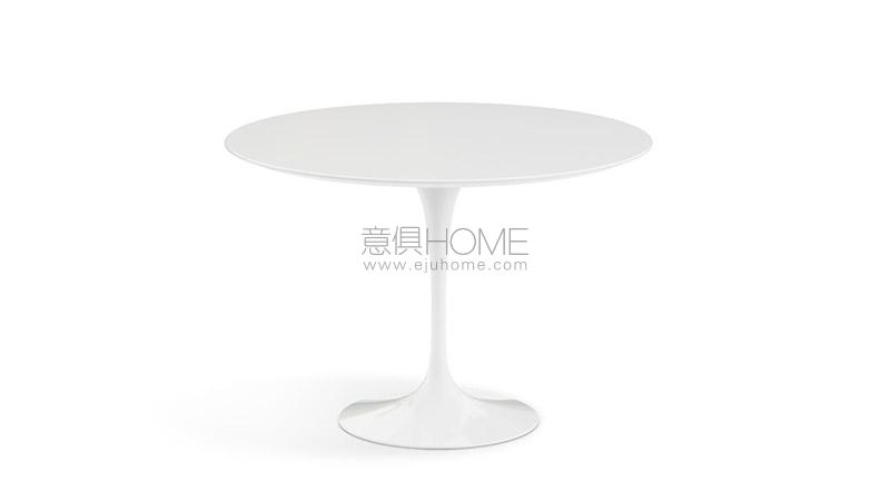 Saarinen Table - 42” Round 桌子