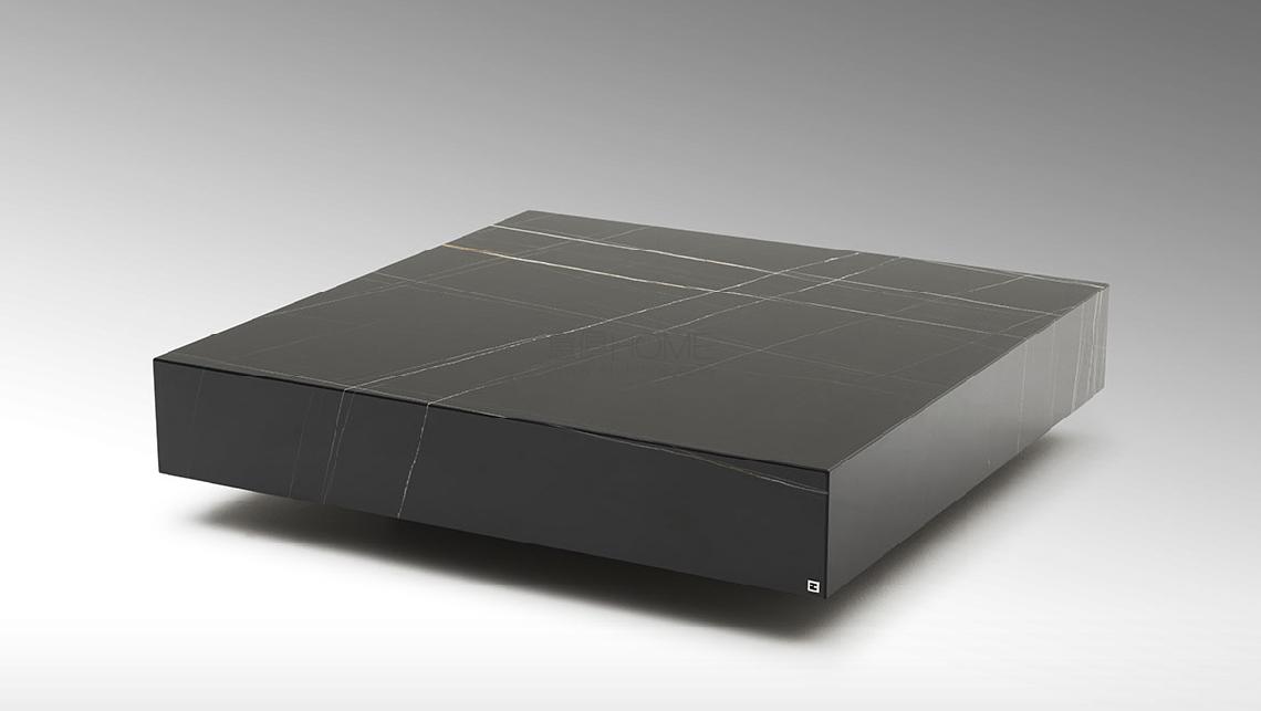 Quadrum Marble茶幾