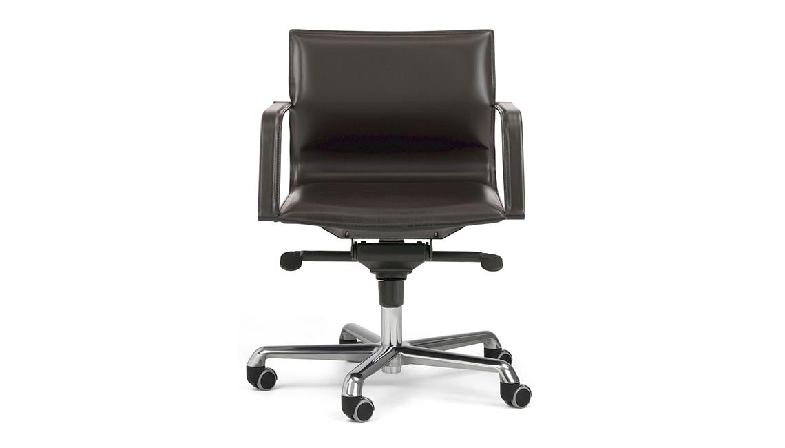 ENRICOPELLIZZONI10.0170C旋轉(zhuǎn)扶手椅