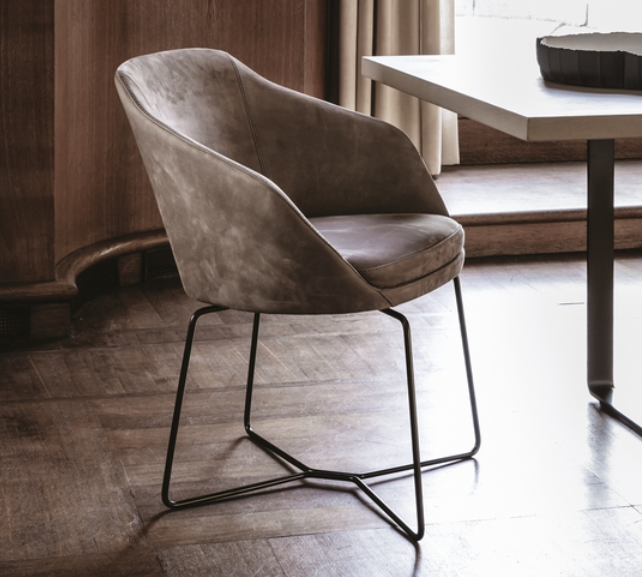 9400 Ribbon 休閑椅