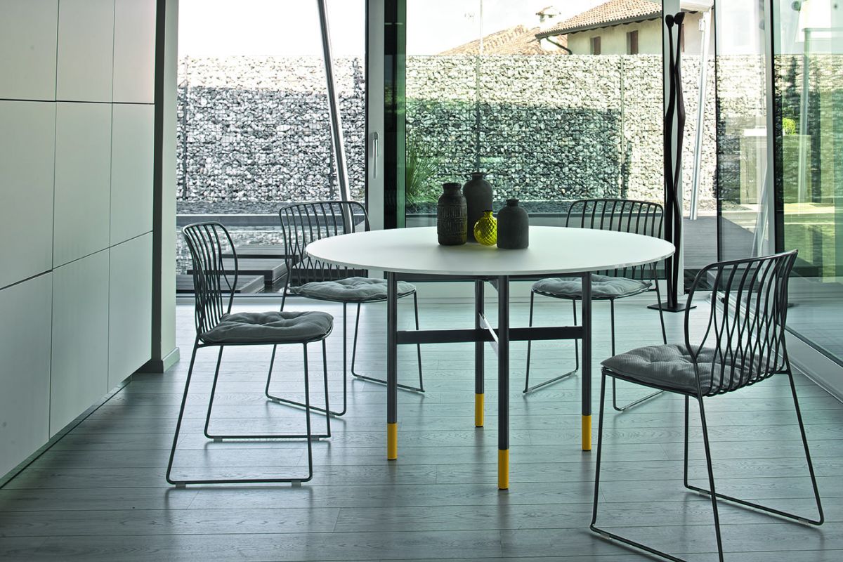 BONTEMPIGLAMOUR ROUND 餐桌