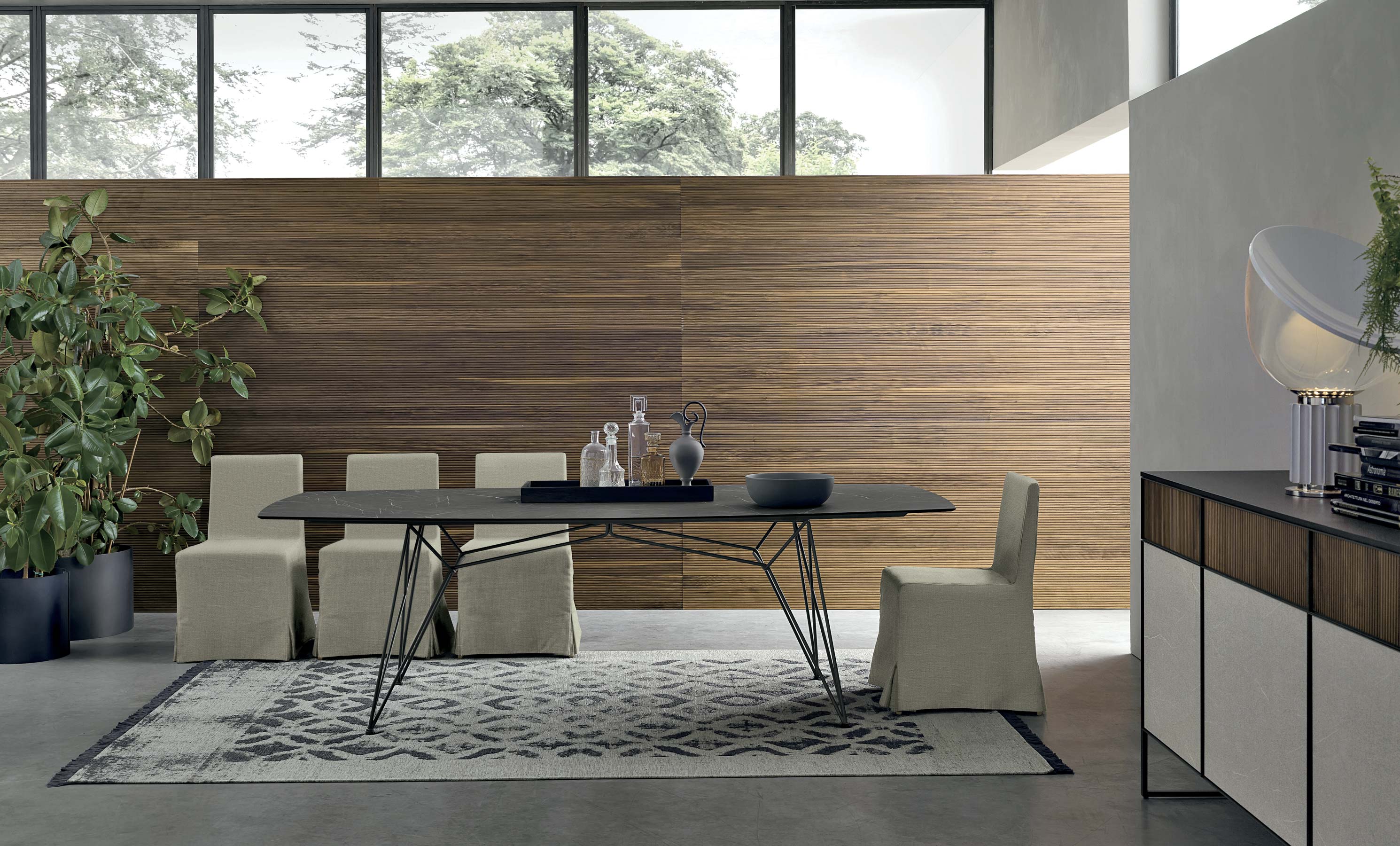 Gruppo TomasellaWIRE TABLE長(zhǎng)餐桌