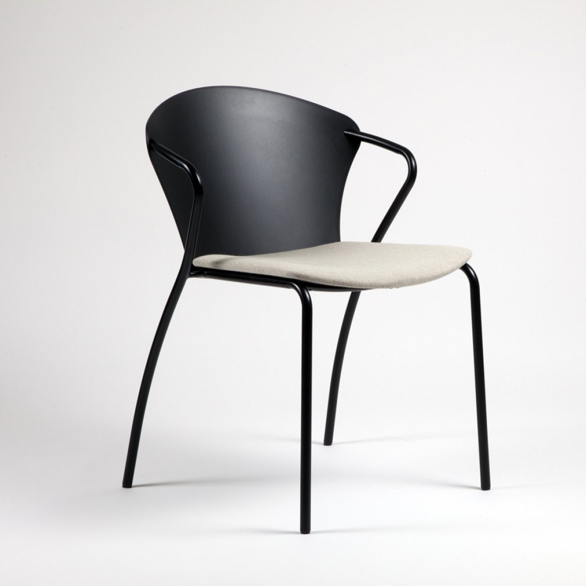 ONECOLLECTIONBESSI CHAIR餐椅