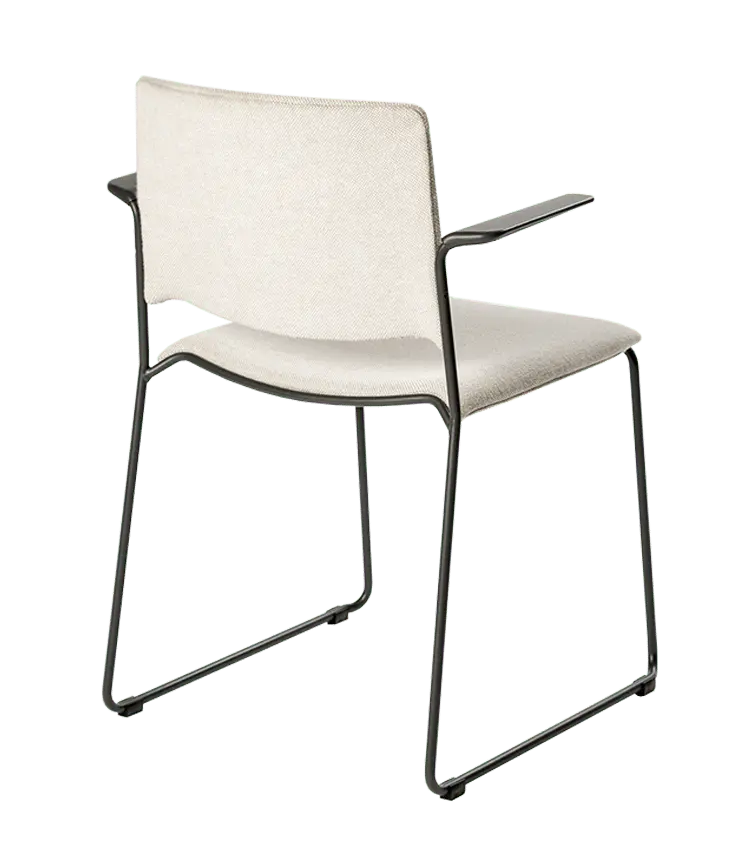 eneaEma sledge chair with open backrest and arms休閑椅