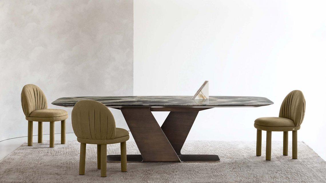 RUGIANOWALLY長(zhǎng)餐桌