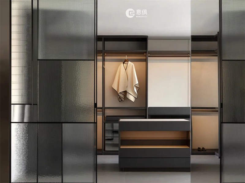 又一套Poliform衣帽間落地了，豪宅大平層還是得配它！