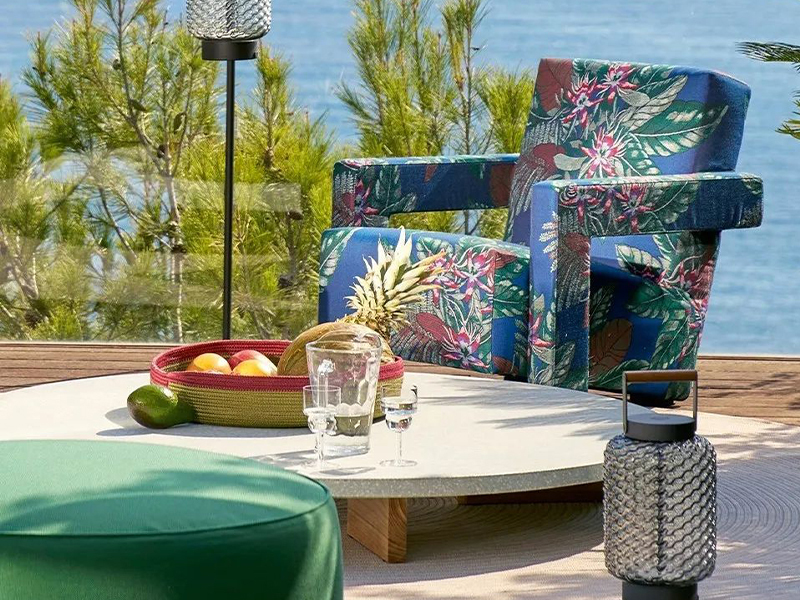 Cassina經(jīng)典休閑椅戶外新面料，一瞬間來到了熱情的夏威夷