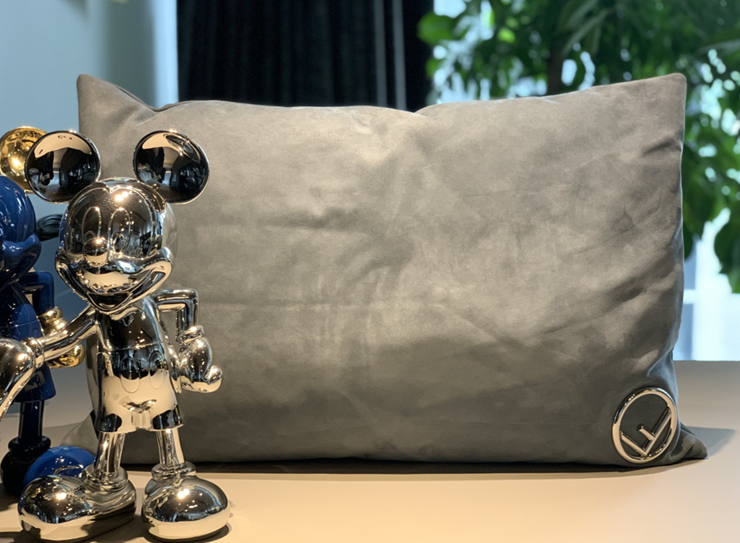 FENDICUSHION抱枕10